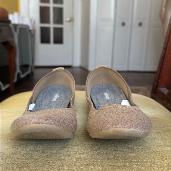 Allbirds Women's Wool Breezers Casual Slip On Ballet Flats in Hazy Beige Size 10 - Picture 7 of 16